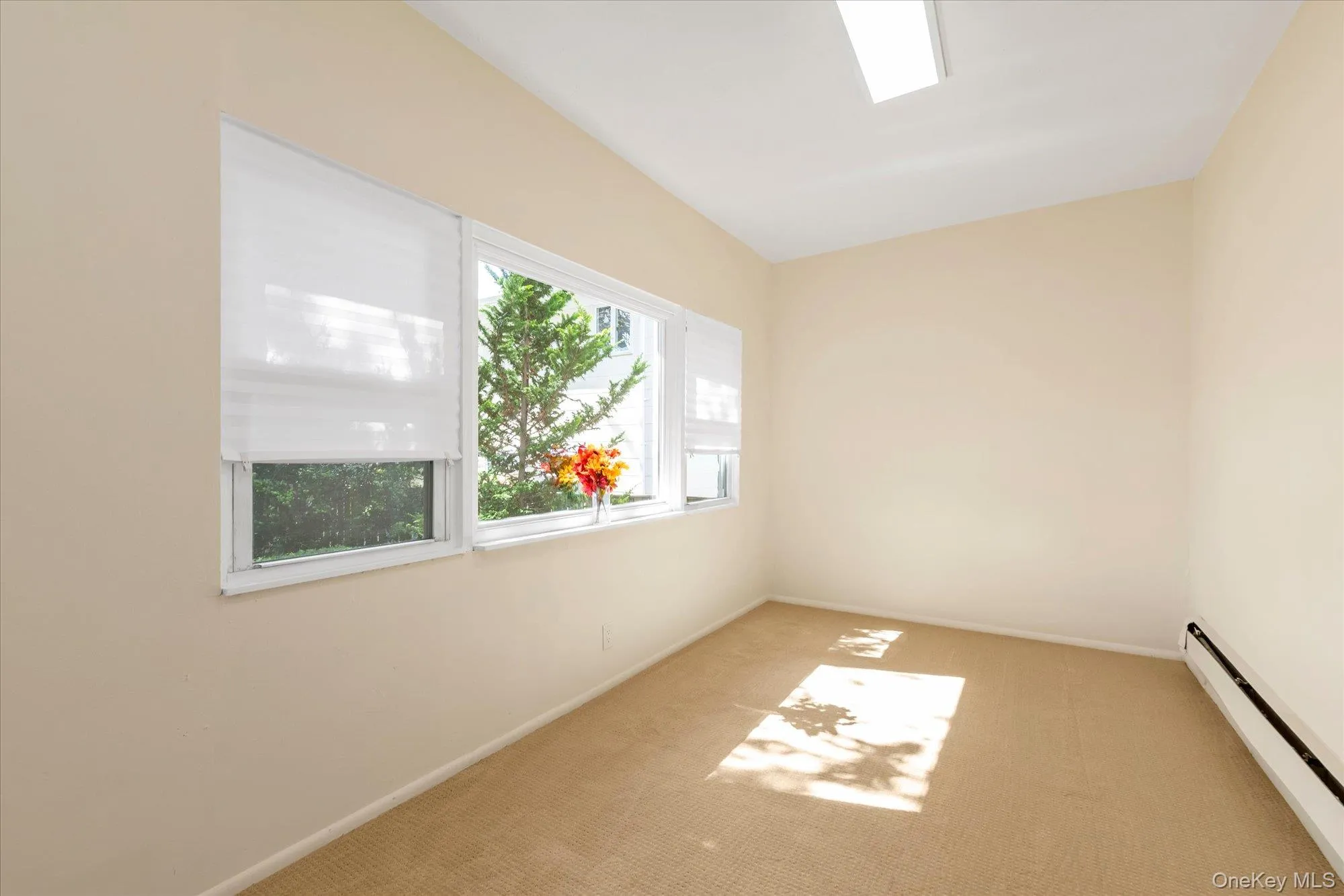 585 Seaman Avenue, Hempstead, NY, 5 Bedrooms Bedrooms, 11 Rooms Rooms,2 BathroomsBathrooms,Residential,For Rent,Seaman,0,1052332 585 Seaman Avenue, Hempstead, NY, 5 Bedrooms Bedrooms, 11 Rooms Rooms,2 BathroomsBathrooms,Residential,For Rent,Seaman,0,1052332