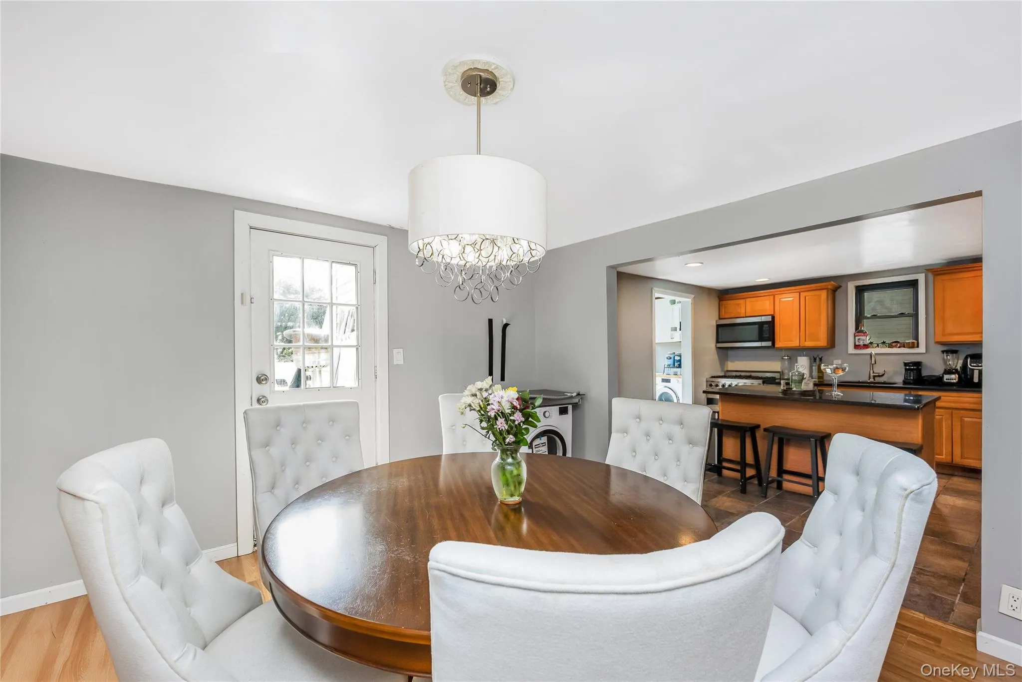10 Brightside Avenue, Islip, NY, 4 Bedrooms Bedrooms, 7 Rooms Rooms,2 BathroomsBathrooms,Residential,For Rent,Brightside,0,1052337 10 Brightside Avenue, Islip, NY, 4 Bedrooms Bedrooms, 7 Rooms Rooms,2 BathroomsBathrooms,Residential,For Rent,Brightside,0,1052337