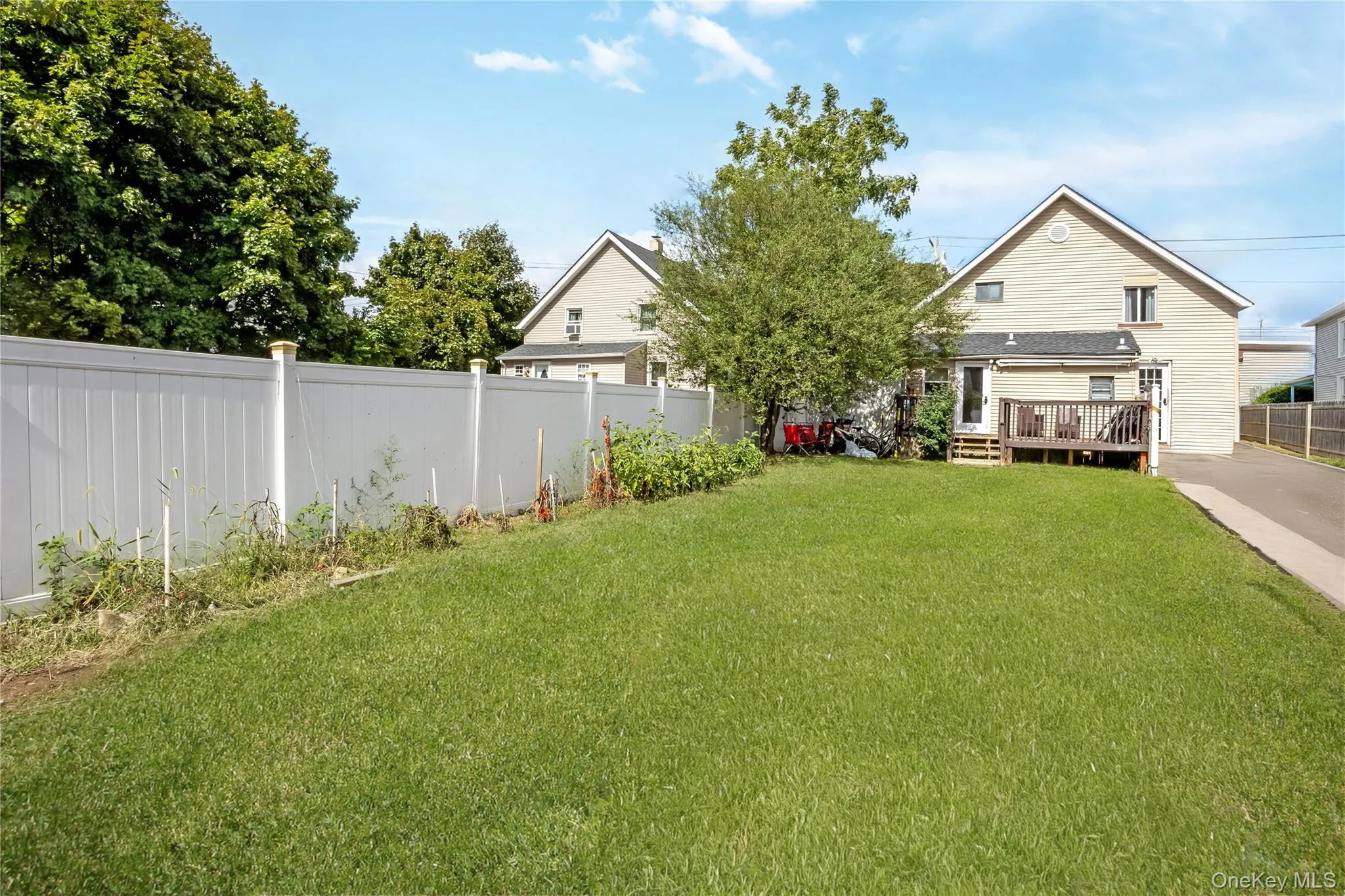10 Brightside Avenue, Islip, NY, 4 Bedrooms Bedrooms, 7 Rooms Rooms,2 BathroomsBathrooms,Residential,For Rent,Brightside,0,1052337 10 Brightside Avenue, Islip, NY, 4 Bedrooms Bedrooms, 7 Rooms Rooms,2 BathroomsBathrooms,Residential,For Rent,Brightside,0,1052337