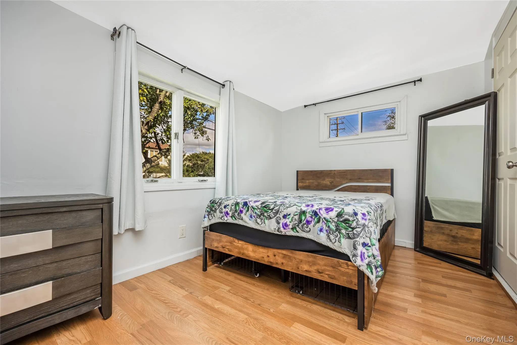 10 Brightside Avenue, Islip, NY, 4 Bedrooms Bedrooms, 7 Rooms Rooms,2 BathroomsBathrooms,Residential,For Rent,Brightside,0,1052337 10 Brightside Avenue, Islip, NY, 4 Bedrooms Bedrooms, 7 Rooms Rooms,2 BathroomsBathrooms,Residential,For Rent,Brightside,0,1052337