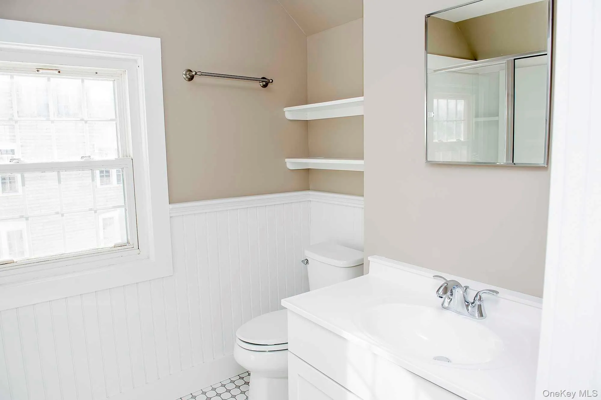 3212 FRANKLIN Avenue, Washington, NY, 2 Bedrooms Bedrooms, 5 Rooms Rooms,1 BathroomBathrooms,Residential Lease,For Rent,FRANKLIN,0,1052343 3212 FRANKLIN Avenue, Washington, NY, 2 Bedrooms Bedrooms, 5 Rooms Rooms,1 BathroomBathrooms,Residential Lease,For Rent,FRANKLIN,0,1052343