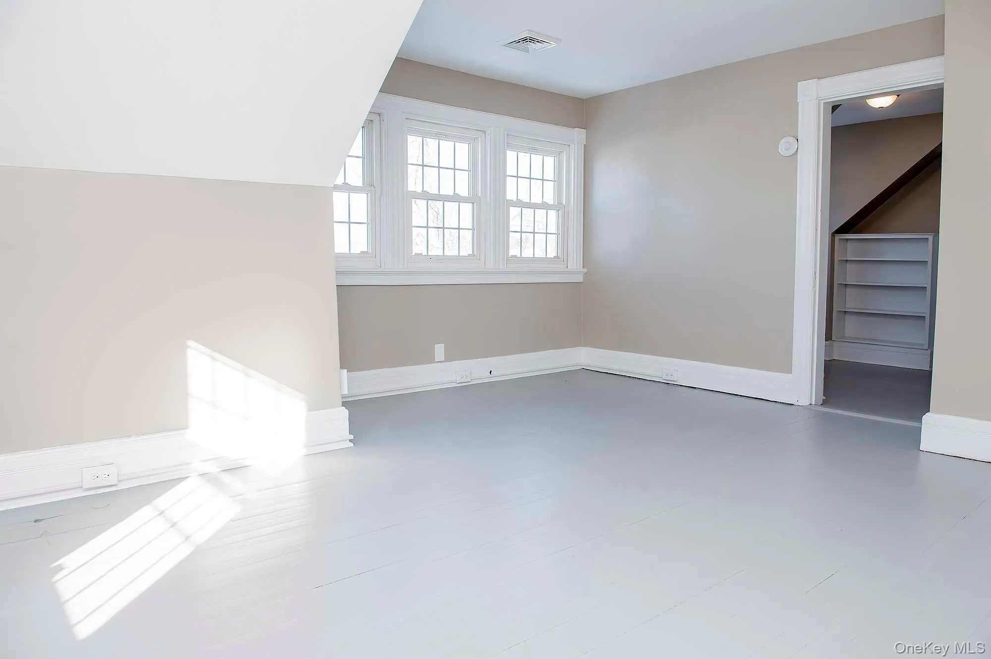 3212 FRANKLIN Avenue, Washington, NY, 2 Bedrooms Bedrooms, 5 Rooms Rooms,1 BathroomBathrooms,Residential Lease,For Rent,FRANKLIN,0,1052343 3212 FRANKLIN Avenue, Washington, NY, 2 Bedrooms Bedrooms, 5 Rooms Rooms,1 BathroomBathrooms,Residential Lease,For Rent,FRANKLIN,0,1052343