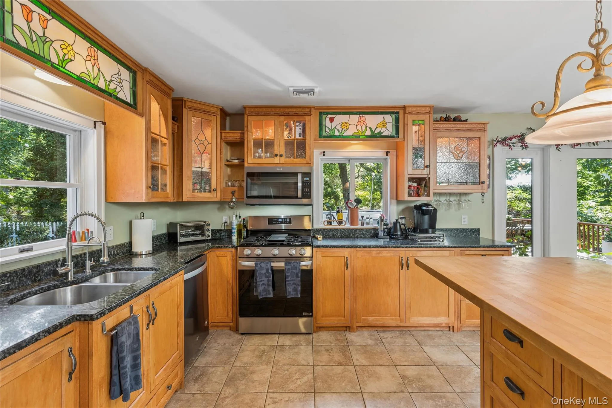 1745 Bayview Avenue, Southold, NY, 4 Bedrooms Bedrooms, 7 Rooms Rooms,2 BathroomsBathrooms,Residential Lease,For Rent,Bayview,0,1052349 1745 Bayview Avenue, Southold, NY, 4 Bedrooms Bedrooms, 7 Rooms Rooms,2 BathroomsBathrooms,Residential Lease,For Rent,Bayview,0,1052349