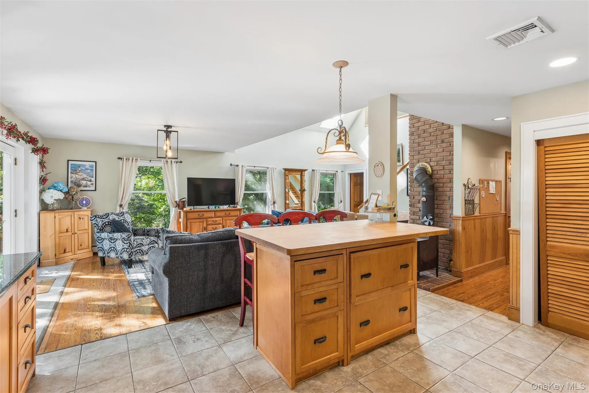 1745 Bayview Avenue, Southold, NY, 4 Bedrooms Bedrooms, 7 Rooms Rooms,2 BathroomsBathrooms,Residential Lease,For Rent,Bayview,0,1052349 1745 Bayview Avenue, Southold, NY, 4 Bedrooms Bedrooms, 7 Rooms Rooms,2 BathroomsBathrooms,Residential Lease,For Rent,Bayview,0,1052349