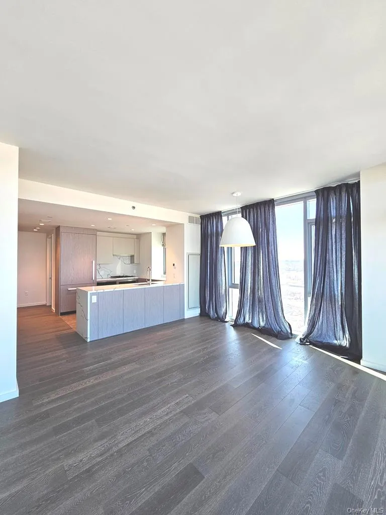 133-36 37th Avenue, New York, NY, 2 Bedrooms Bedrooms, 7 Rooms Rooms,2 BathroomsBathrooms,Residential Lease,For Rent,37th,0,1052357 133-36 37th Avenue, New York, NY, 2 Bedrooms Bedrooms, 7 Rooms Rooms,2 BathroomsBathrooms,Residential Lease,For Rent,37th,0,1052357