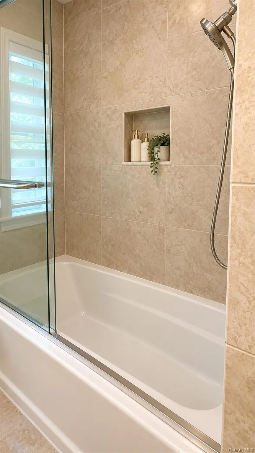144 Call Hollow Road, Haverstraw, NY, 6 Bedrooms Bedrooms, 10 Rooms Rooms,4 BathroomsBathrooms,Residential Lease,For Rent,Call Hollow,0,1052358 144 Call Hollow Road, Haverstraw, NY, 6 Bedrooms Bedrooms, 10 Rooms Rooms,4 BathroomsBathrooms,Residential Lease,For Rent,Call Hollow,0,1052358