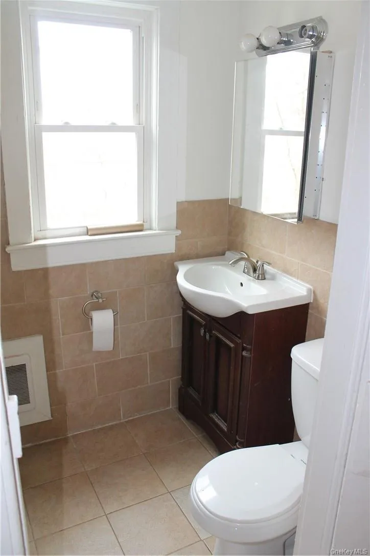 541 Angola Road, Cornwall, NY, 2 Bedroom Bedrooms, 6 Room Rooms,1 BathroomBathrooms,Residential Lease,For Rent,Angola,0,1052359 541 Angola Road, Cornwall, NY, 2 Bedroom Bedrooms, 6 Room Rooms,1 BathroomBathrooms,Residential Lease,For Rent,Angola,0,1052359
