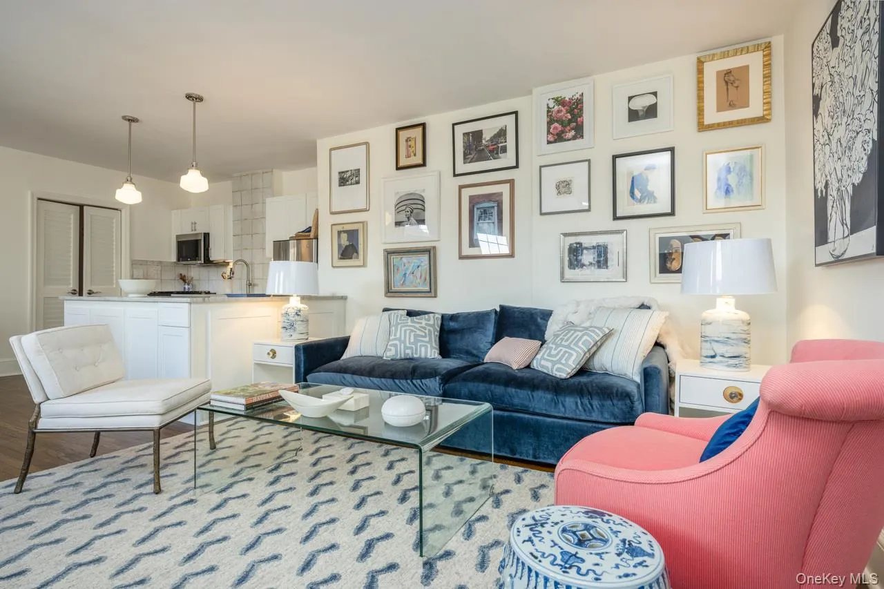 270 Bronxville Road, Yonkers, NY, 2 Rooms Rooms,1 BathroomBathrooms,Residential,For Rent,Bronxville,0,1052362 270 Bronxville Road, Yonkers, NY, 2 Rooms Rooms,1 BathroomBathrooms,Residential,For Rent,Bronxville,0,1052362
