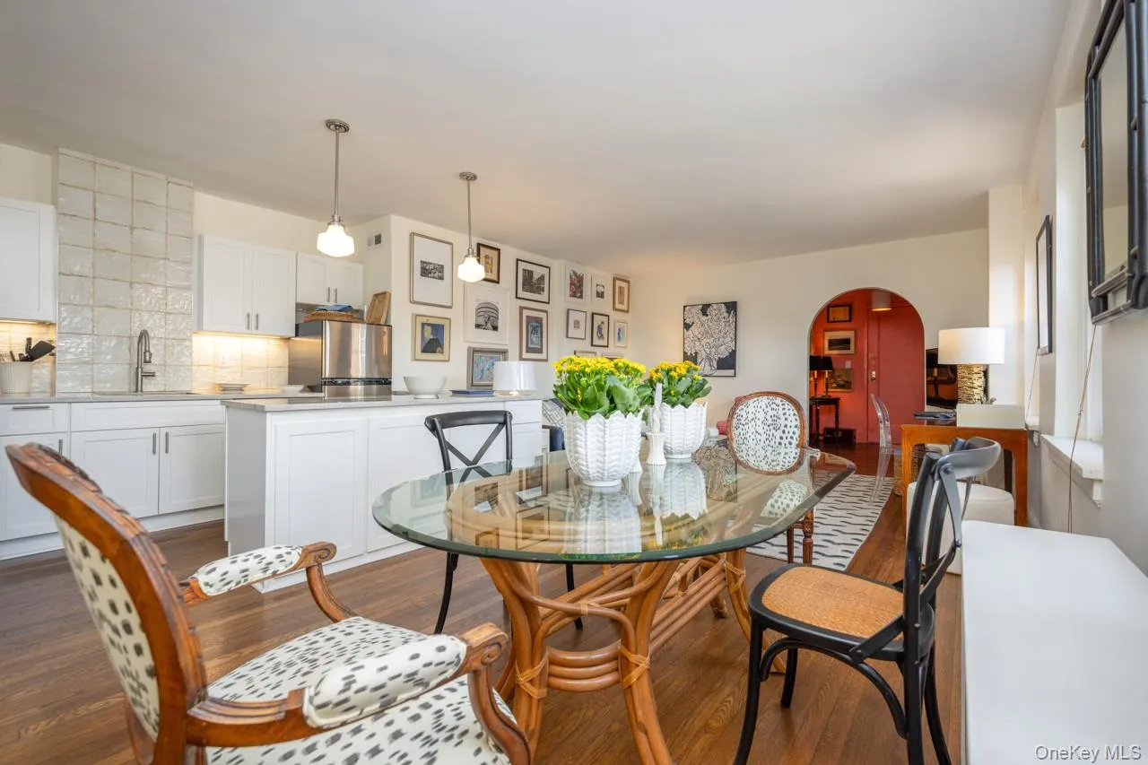 270 Bronxville Road, Yonkers, NY, 2 Rooms Rooms,1 BathroomBathrooms,Residential,For Rent,Bronxville,0,1052362 270 Bronxville Road, Yonkers, NY, 2 Rooms Rooms,1 BathroomBathrooms,Residential,For Rent,Bronxville,0,1052362