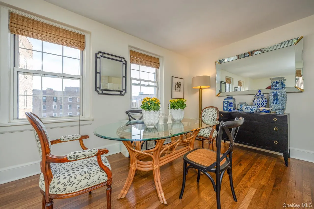 270 Bronxville Road, Yonkers, NY, 2 Rooms Rooms,1 BathroomBathrooms,Residential,For Rent,Bronxville,0,1052362 270 Bronxville Road, Yonkers, NY, 2 Rooms Rooms,1 BathroomBathrooms,Residential,For Rent,Bronxville,0,1052362