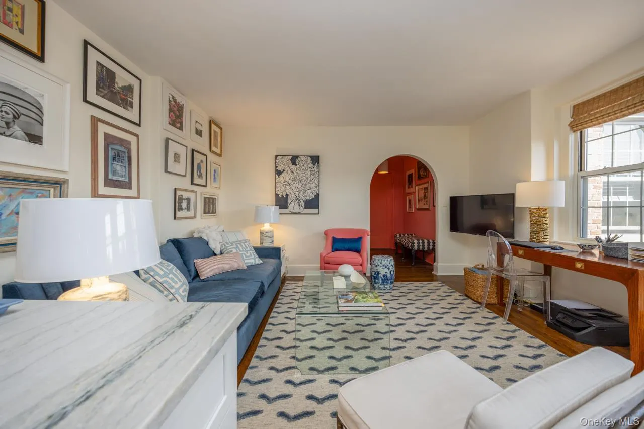 270 Bronxville Road, Yonkers, NY, 2 Rooms Rooms,1 BathroomBathrooms,Residential,For Rent,Bronxville,0,1052362 270 Bronxville Road, Yonkers, NY, 2 Rooms Rooms,1 BathroomBathrooms,Residential,For Rent,Bronxville,0,1052362