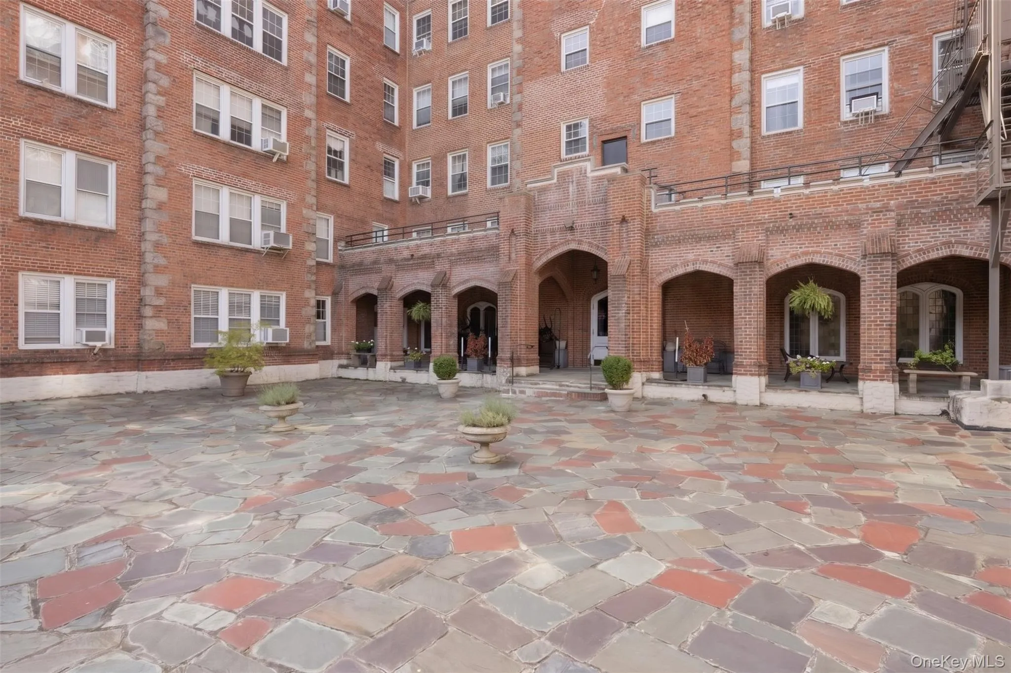 270 Bronxville Road, Yonkers, NY, 2 Rooms Rooms,1 BathroomBathrooms,Residential,For Rent,Bronxville,0,1052362 270 Bronxville Road, Yonkers, NY, 2 Rooms Rooms,1 BathroomBathrooms,Residential,For Rent,Bronxville,0,1052362
