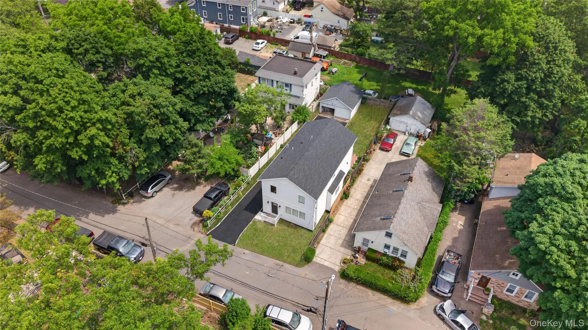 15 Grand Place, Huntington, NY, 5 Bedrooms Bedrooms, 10 Rooms Rooms,3 BathroomsBathrooms,Residential,For Rent,Grand,0,1052368 15 Grand Place, Huntington, NY, 5 Bedrooms Bedrooms, 10 Rooms Rooms,3 BathroomsBathrooms,Residential,For Rent,Grand,0,1052368