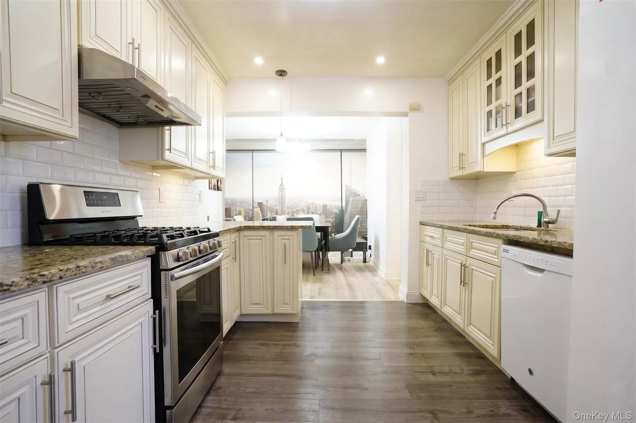 94-30 58th Avenue, New York, NY, 2 Bedrooms Bedrooms, 5 Rooms Rooms,1 BathroomBathrooms,Residential,For Rent,58th,0,1052372 94-30 58th Avenue, New York, NY, 2 Bedrooms Bedrooms, 5 Rooms Rooms,1 BathroomBathrooms,Residential,For Rent,58th,0,1052372