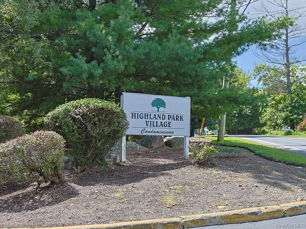 65 Jimal Drive, Middletown, NY, 2 Bedrooms Bedrooms, 6 Rooms Rooms,1 BathroomBathrooms,Residential,For Rent,Jimal,0,1052376 65 Jimal Drive, Middletown, NY, 2 Bedrooms Bedrooms, 6 Rooms Rooms,1 BathroomBathrooms,Residential,For Rent,Jimal,0,1052376