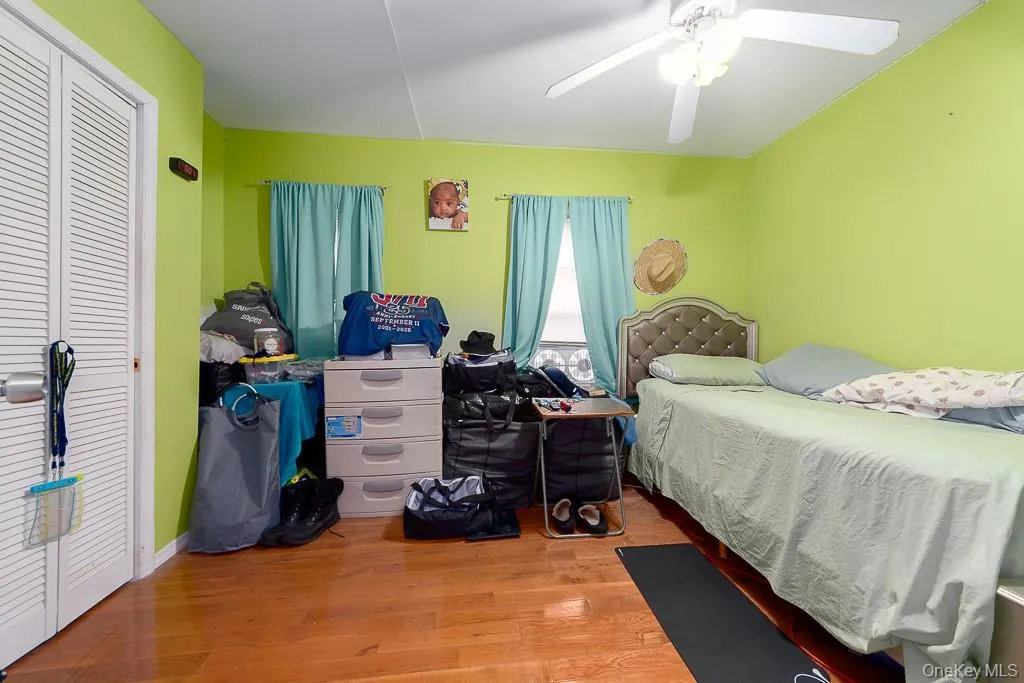 9917 215th Street, New York, NY, 4 Bedrooms Bedrooms, 7 Rooms Rooms,2 BathroomsBathrooms,Residential,For Rent,215th,0,1052377 9917 215th Street, New York, NY, 4 Bedrooms Bedrooms, 7 Rooms Rooms,2 BathroomsBathrooms,Residential,For Rent,215th,0,1052377