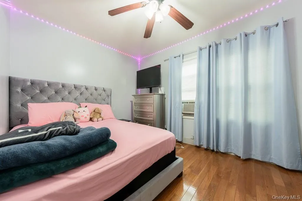 9917 215th Street, New York, NY, 4 Bedrooms Bedrooms, 7 Rooms Rooms,2 BathroomsBathrooms,Residential,For Rent,215th,0,1052377 9917 215th Street, New York, NY, 4 Bedrooms Bedrooms, 7 Rooms Rooms,2 BathroomsBathrooms,Residential,For Rent,215th,0,1052377