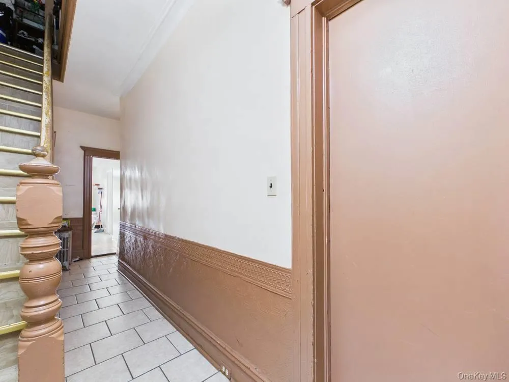 7862 81st Street, New York, NY, 2 Bedrooms Bedrooms, 4 Rooms Rooms,1 BathroomBathrooms,Residential Lease,For Rent,81st,0,1052379 7862 81st Street, New York, NY, 2 Bedrooms Bedrooms, 4 Rooms Rooms,1 BathroomBathrooms,Residential Lease,For Rent,81st,0,1052379