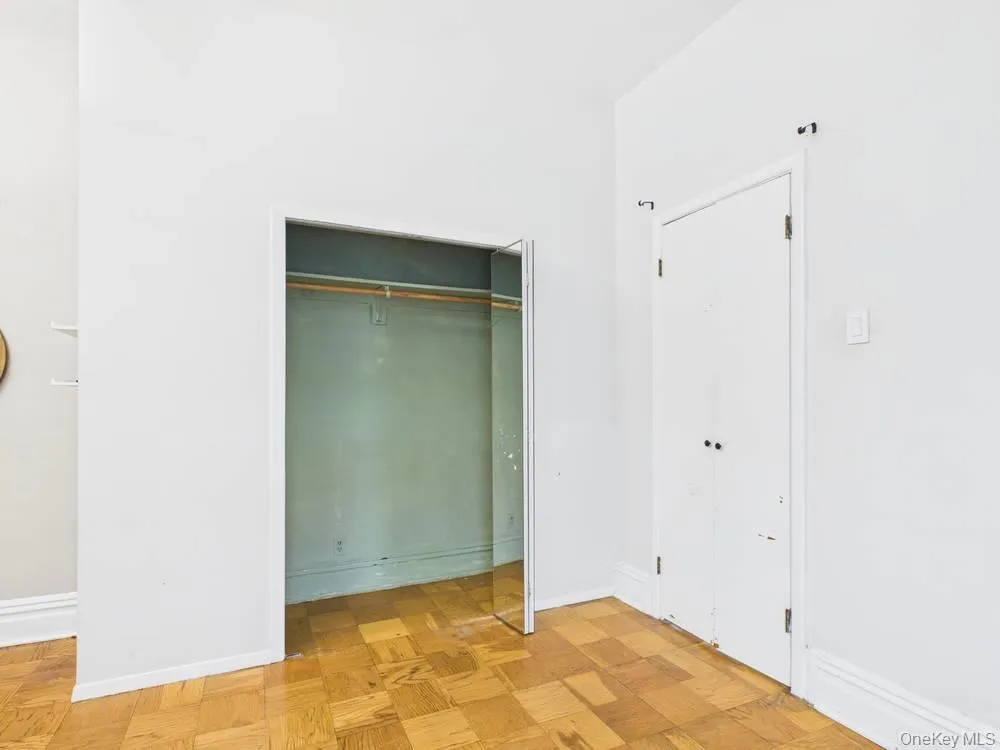 7862 81st Street, New York, NY, 2 Bedrooms Bedrooms, 4 Rooms Rooms,1 BathroomBathrooms,Residential Lease,For Rent,81st,0,1052379 7862 81st Street, New York, NY, 2 Bedrooms Bedrooms, 4 Rooms Rooms,1 BathroomBathrooms,Residential Lease,For Rent,81st,0,1052379