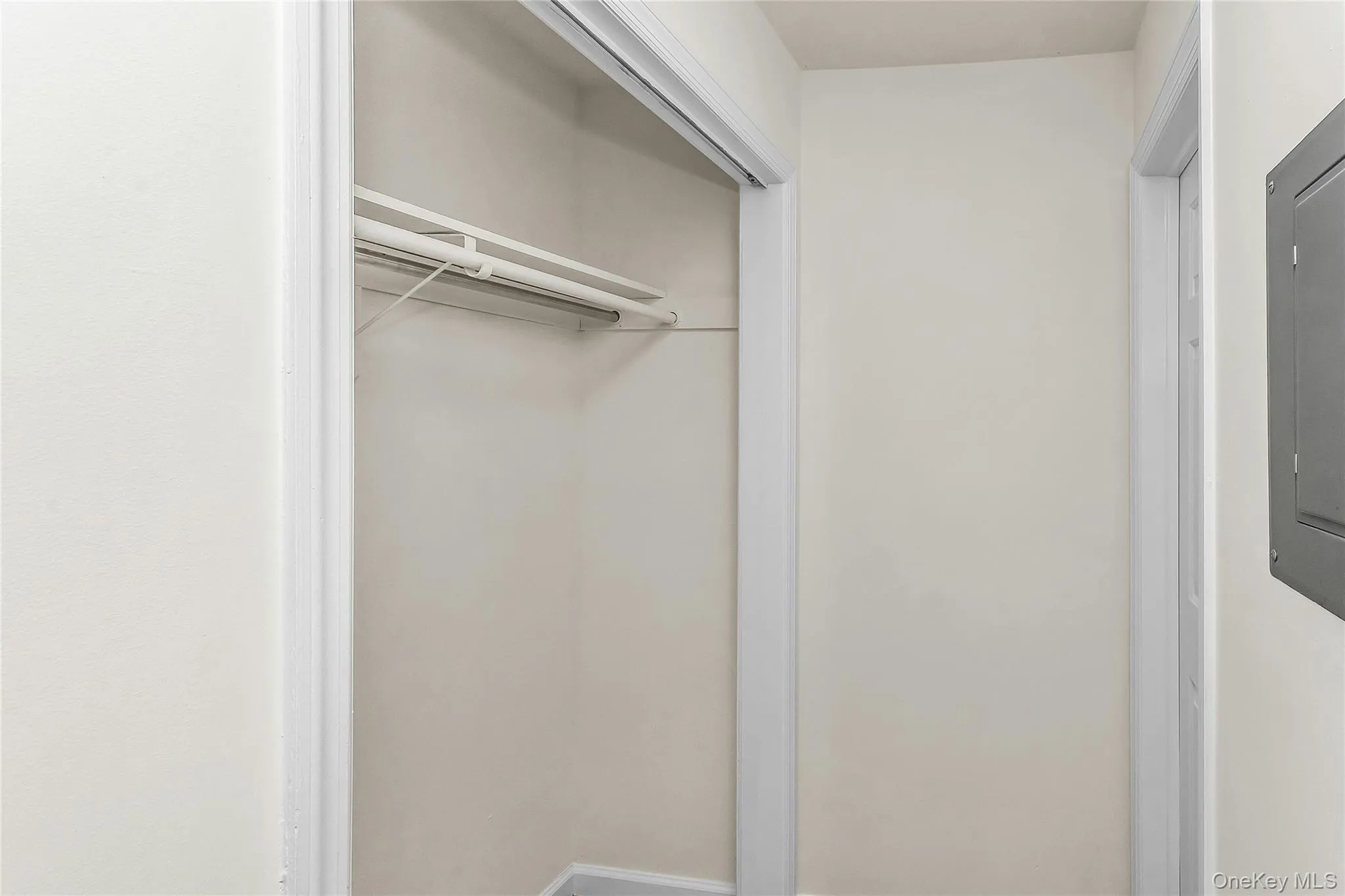 246 Fairharbor, Brookhaven, NY, 1 Bedroom Bedrooms, 3 Rooms Rooms,1 BathroomBathrooms,Residential,For Rent,Fairharbor,0,1052386 246 Fairharbor, Brookhaven, NY, 1 Bedroom Bedrooms, 3 Rooms Rooms,1 BathroomBathrooms,Residential,For Rent,Fairharbor,0,1052386