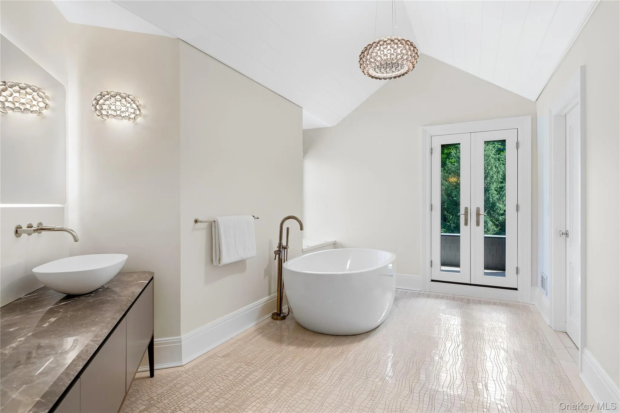 2 Hidden Pond Drive, Oyster Bay, NY, 7 Bedrooms Bedrooms, 15 Rooms Rooms,8 BathroomsBathrooms,Residential,For Rent,Hidden Pond,0,1052387 2 Hidden Pond Drive, Oyster Bay, NY, 7 Bedrooms Bedrooms, 15 Rooms Rooms,8 BathroomsBathrooms,Residential,For Rent,Hidden Pond,0,1052387