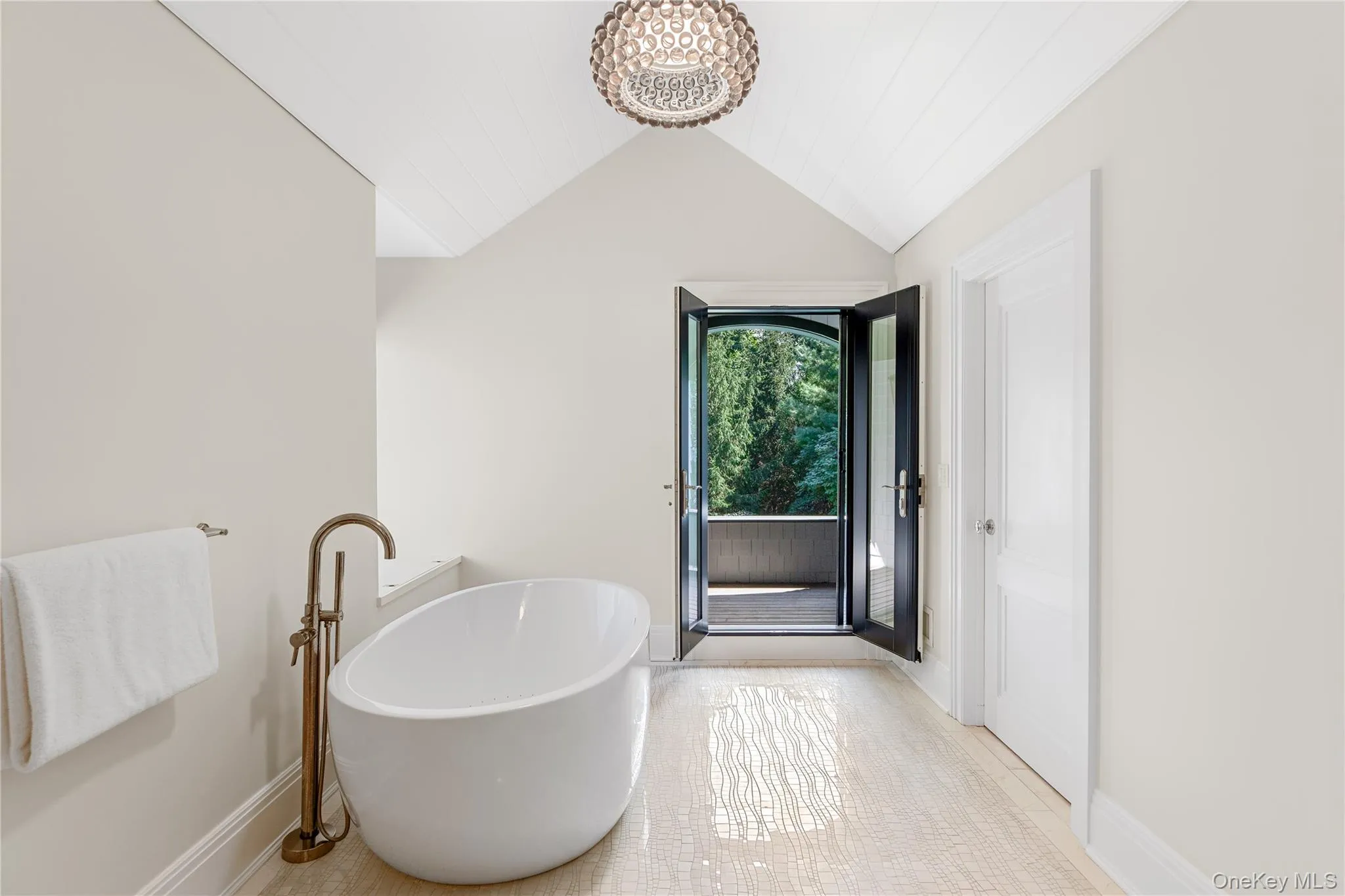 2 Hidden Pond Drive, Oyster Bay, NY, 7 Bedrooms Bedrooms, 15 Rooms Rooms,8 BathroomsBathrooms,Residential,For Rent,Hidden Pond,0,1052387 2 Hidden Pond Drive, Oyster Bay, NY, 7 Bedrooms Bedrooms, 15 Rooms Rooms,8 BathroomsBathrooms,Residential,For Rent,Hidden Pond,0,1052387