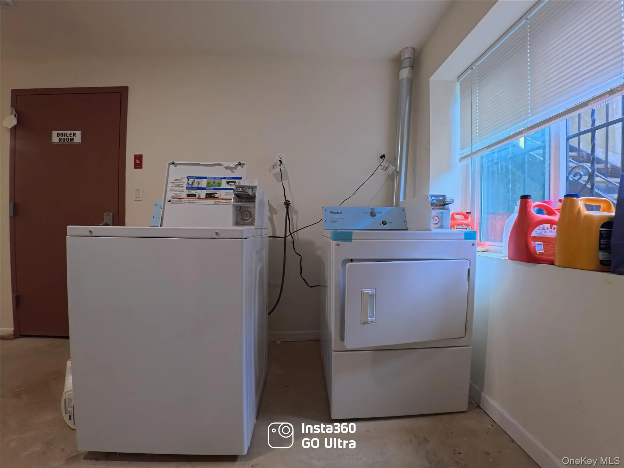 220-03 64th Avenu, New York, NY, 2 Bedrooms Bedrooms, 6 Rooms Rooms,1 BathroomBathrooms,Residential Lease,For Rent,64th Avenu,0,1052391 220-03 64th Avenu, New York, NY, 2 Bedrooms Bedrooms, 6 Rooms Rooms,1 BathroomBathrooms,Residential Lease,For Rent,64th Avenu,0,1052391