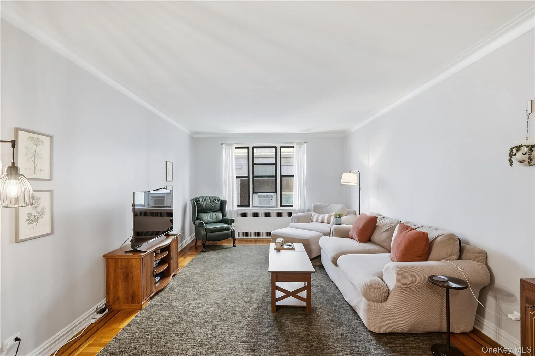 210 Martine Avenue, White Plains, NY, 2 Bedrooms Bedrooms, 4 Rooms Rooms,1 BathroomBathrooms,Residential,For Rent,Martine,0,1052393 210 Martine Avenue, White Plains, NY, 2 Bedrooms Bedrooms, 4 Rooms Rooms,1 BathroomBathrooms,Residential,For Rent,Martine,0,1052393