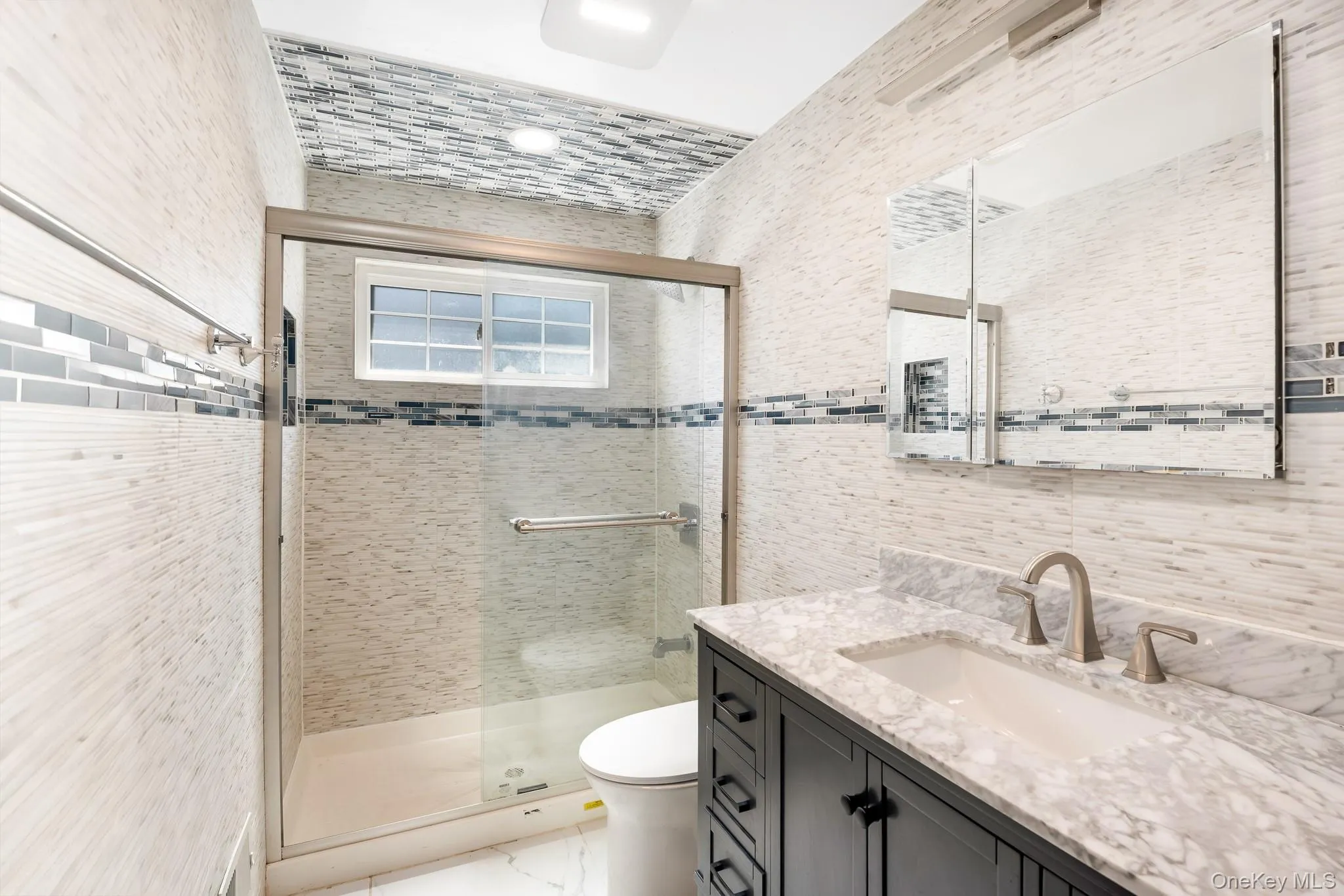 160-09 86th Street, New York, NY, 4 Bedrooms Bedrooms, 8 Rooms Rooms,2 BathroomsBathrooms,Residential,For Rent,86th,0,1052398 160-09 86th Street, New York, NY, 4 Bedrooms Bedrooms, 8 Rooms Rooms,2 BathroomsBathrooms,Residential,For Rent,86th,0,1052398