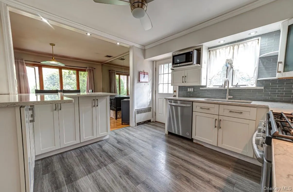 1109 Sunapee Road, Hempstead, NY, 3 Bedrooms Bedrooms, 6 Rooms Rooms,2 BathroomsBathrooms,Residential,For Rent,Sunapee,0,1052400 1109 Sunapee Road, Hempstead, NY, 3 Bedrooms Bedrooms, 6 Rooms Rooms,2 BathroomsBathrooms,Residential,For Rent,Sunapee,0,1052400