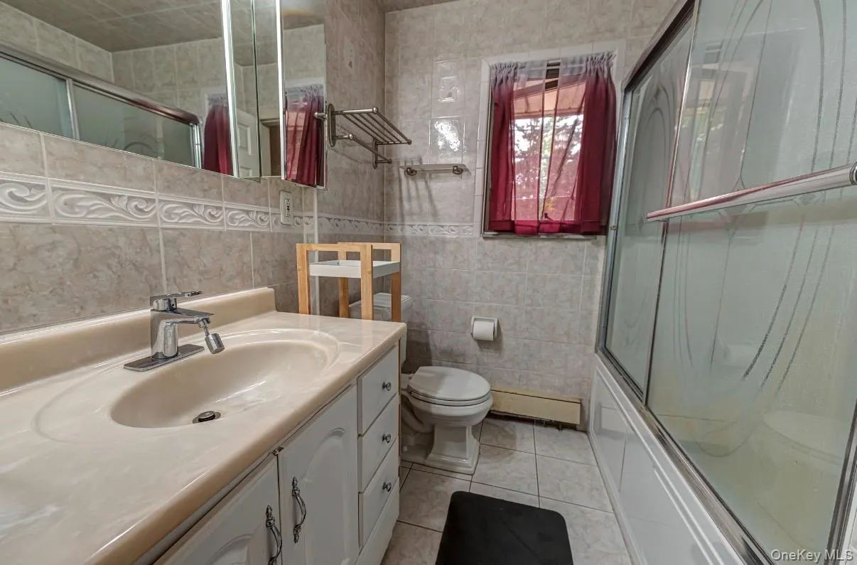 Hall Bath Hall Bath