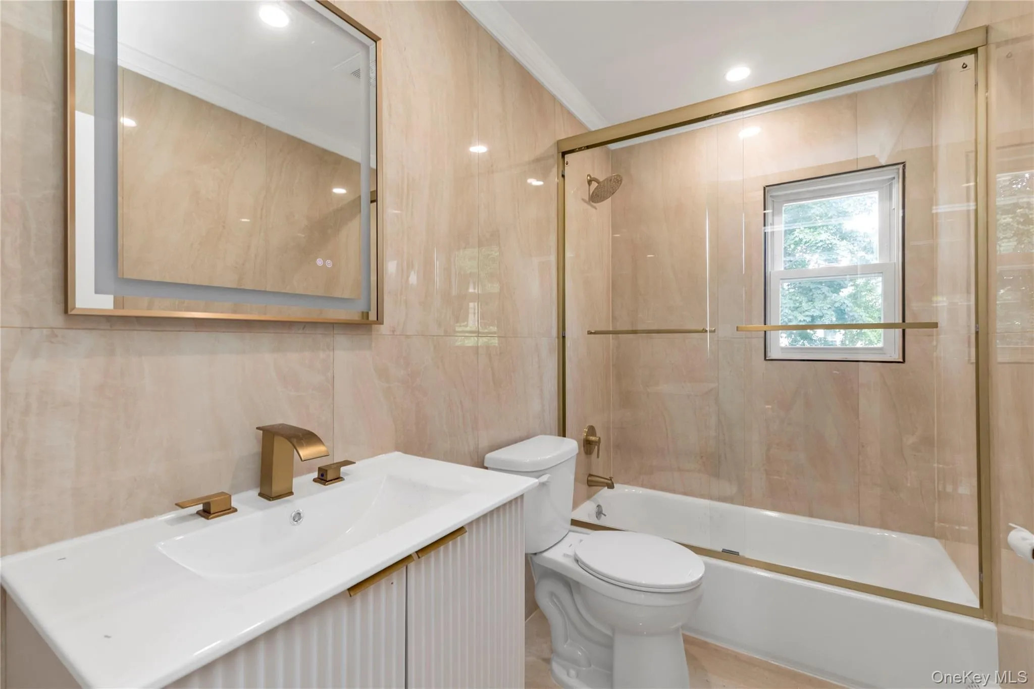 271 Sherman Street, North Hempstead, NY, 3 Bedrooms Bedrooms, 6 Rooms Rooms,2 BathroomsBathrooms,Residential,For Rent,Sherman,0,1052401 271 Sherman Street, North Hempstead, NY, 3 Bedrooms Bedrooms, 6 Rooms Rooms,2 BathroomsBathrooms,Residential,For Rent,Sherman,0,1052401