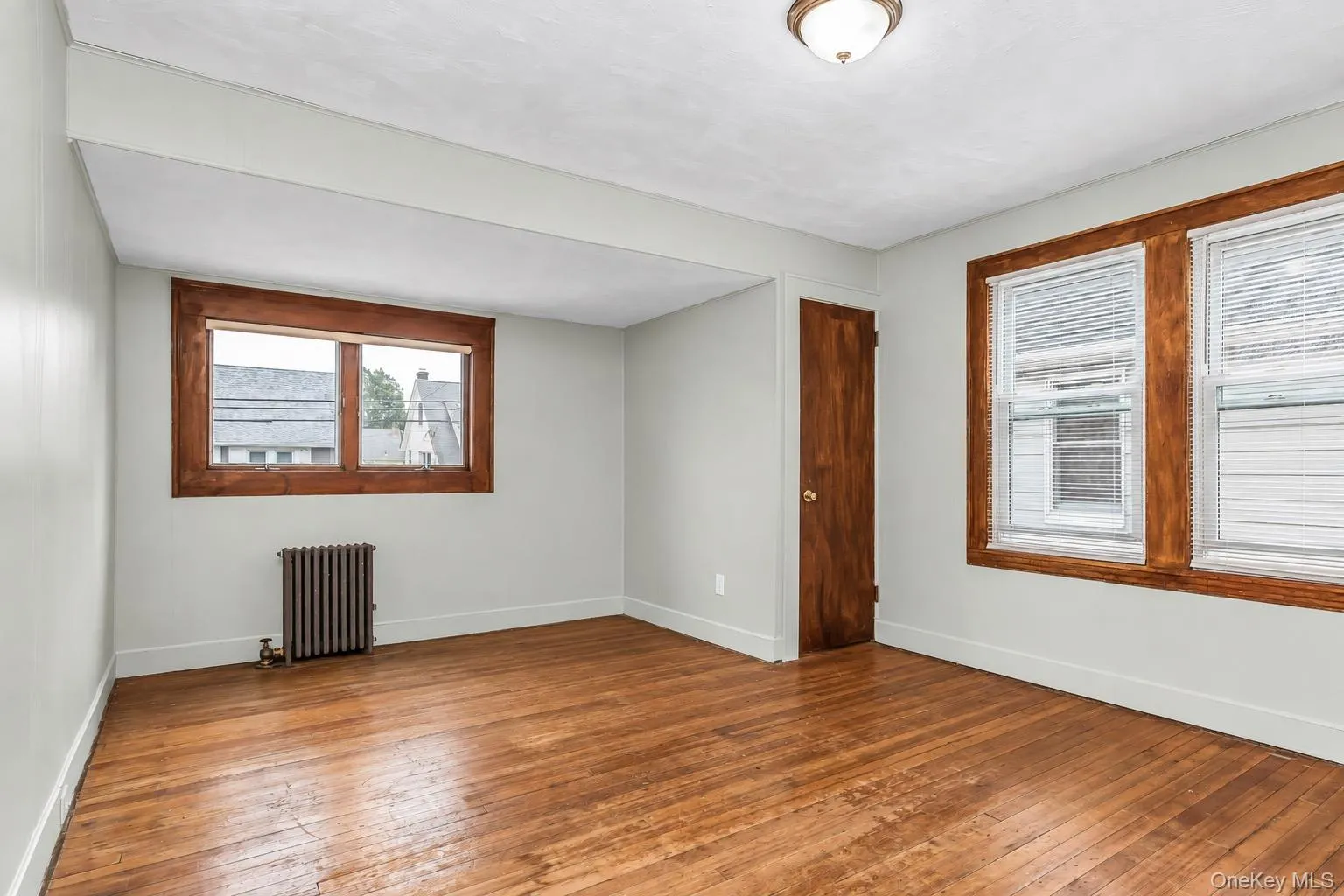 44 Capitol Avenue, North Hempstead, NY, 5 Bedrooms Bedrooms, 11 Rooms Rooms,2 BathroomsBathrooms,Residential,For Rent,Capitol,0,1052409 44 Capitol Avenue, North Hempstead, NY, 5 Bedrooms Bedrooms, 11 Rooms Rooms,2 BathroomsBathrooms,Residential,For Rent,Capitol,0,1052409
