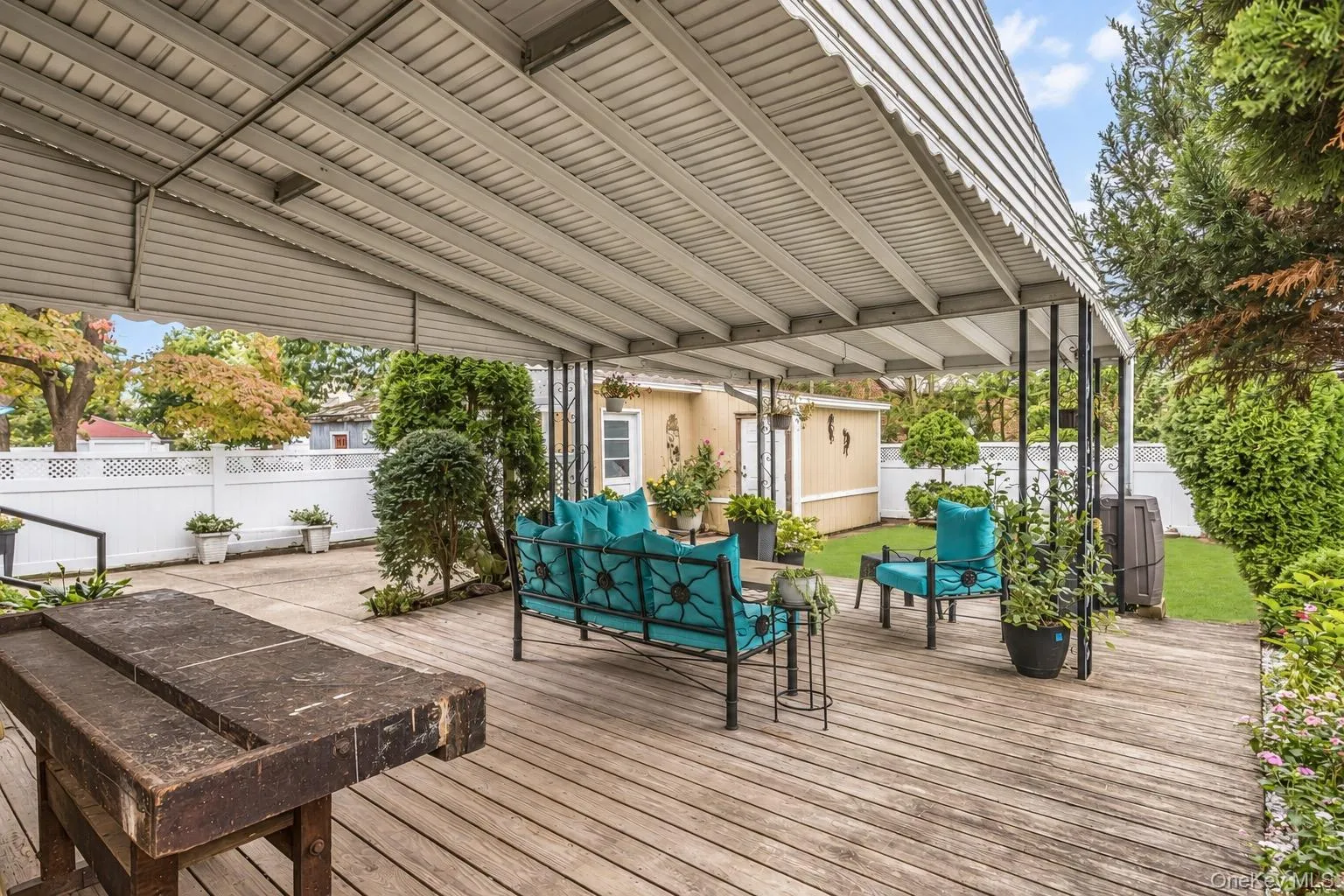 44 Capitol Avenue, North Hempstead, NY, 5 Bedrooms Bedrooms, 11 Rooms Rooms,2 BathroomsBathrooms,Residential,For Rent,Capitol,0,1052409 44 Capitol Avenue, North Hempstead, NY, 5 Bedrooms Bedrooms, 11 Rooms Rooms,2 BathroomsBathrooms,Residential,For Rent,Capitol,0,1052409