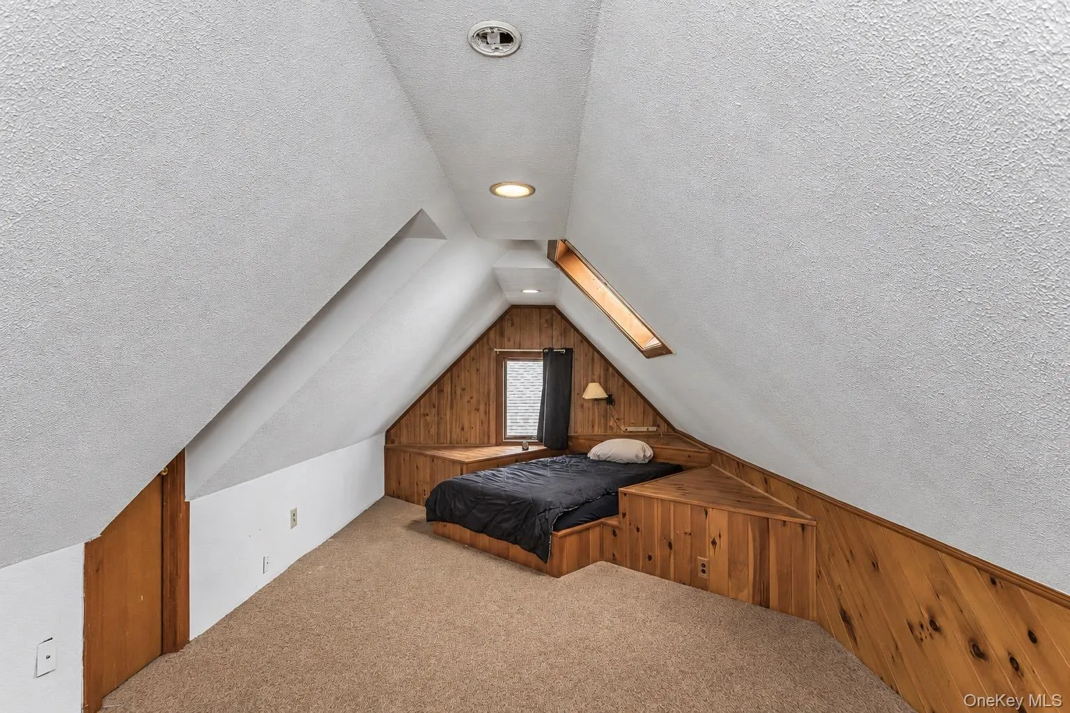 44 Capitol Avenue, North Hempstead, NY, 5 Bedrooms Bedrooms, 11 Rooms Rooms,2 BathroomsBathrooms,Residential,For Rent,Capitol,0,1052409 44 Capitol Avenue, North Hempstead, NY, 5 Bedrooms Bedrooms, 11 Rooms Rooms,2 BathroomsBathrooms,Residential,For Rent,Capitol,0,1052409