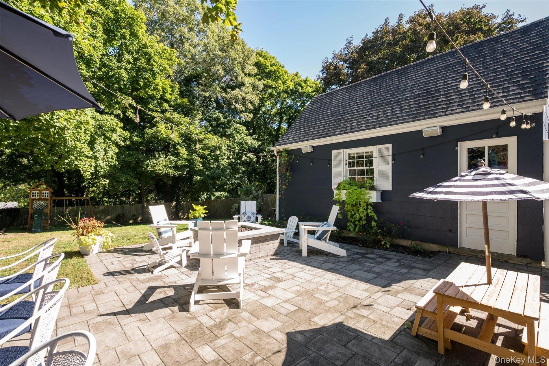 22 Crestfield Place, Huntington, NY, 3 Bedrooms Bedrooms, 6 Rooms Rooms,2 BathroomsBathrooms,Residential,For Rent,Crestfield,0,1052414 22 Crestfield Place, Huntington, NY, 3 Bedrooms Bedrooms, 6 Rooms Rooms,2 BathroomsBathrooms,Residential,For Rent,Crestfield,0,1052414