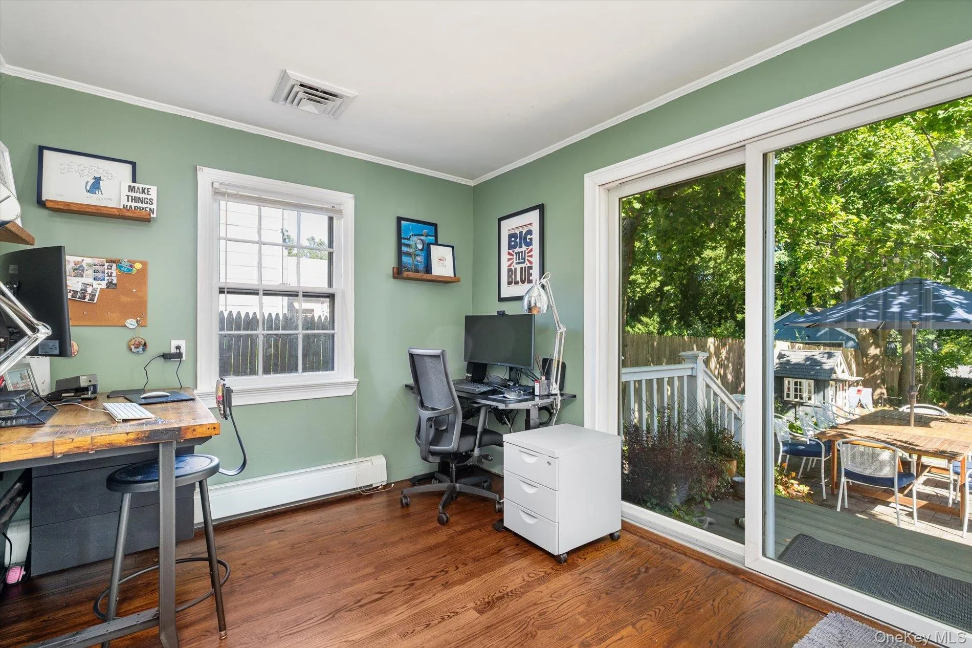 First floor bedroom or office. First floor bedroom or office.