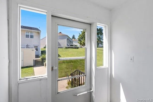 62 Townhouse Road, Huntington, NY, 2 Bedrooms Bedrooms, 4 Rooms Rooms,1 BathroomBathrooms,Residential,For Rent,Townhouse,0,1052423 62 Townhouse Road, Huntington, NY, 2 Bedrooms Bedrooms, 4 Rooms Rooms,1 BathroomBathrooms,Residential,For Rent,Townhouse,0,1052423