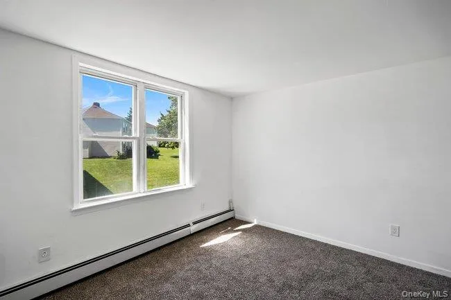 62 Townhouse Road, Huntington, NY, 2 Bedrooms Bedrooms, 4 Rooms Rooms,1 BathroomBathrooms,Residential,For Rent,Townhouse,0,1052423 62 Townhouse Road, Huntington, NY, 2 Bedrooms Bedrooms, 4 Rooms Rooms,1 BathroomBathrooms,Residential,For Rent,Townhouse,0,1052423