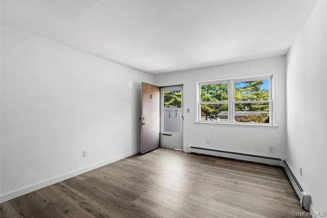 62 Townhouse Road, Huntington, NY, 2 Bedrooms Bedrooms, 4 Rooms Rooms,1 BathroomBathrooms,Residential,For Rent,Townhouse,0,1052423 62 Townhouse Road, Huntington, NY, 2 Bedrooms Bedrooms, 4 Rooms Rooms,1 BathroomBathrooms,Residential,For Rent,Townhouse,0,1052423
