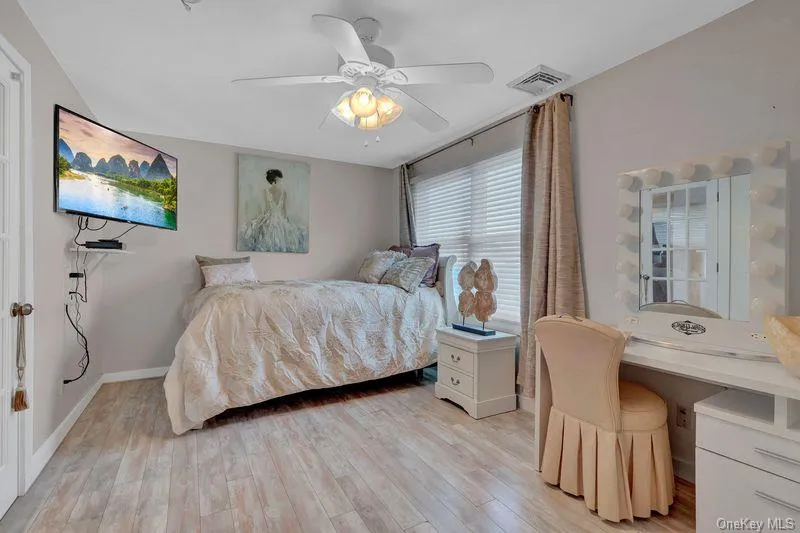 13 Barry Road, Babylon, NY, 2 Bedrooms Bedrooms, 6 Rooms Rooms,1 BathroomBathrooms,Residential,For Rent,Barry,0,1052424 13 Barry Road, Babylon, NY, 2 Bedrooms Bedrooms, 6 Rooms Rooms,1 BathroomBathrooms,Residential,For Rent,Barry,0,1052424