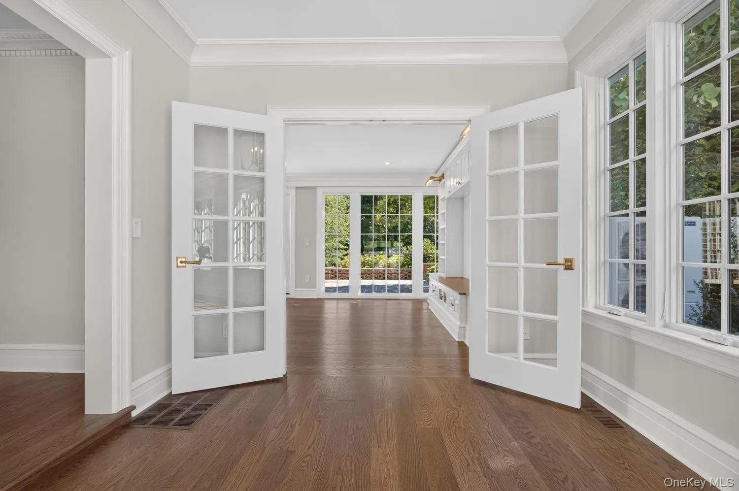 30 Brookside Drive, North Hempstead, NY, 9 Bedrooms Bedrooms, 19 Rooms Rooms,5 BathroomsBathrooms,Residential,For Rent,Brookside,0,1052427 30 Brookside Drive, North Hempstead, NY, 9 Bedrooms Bedrooms, 19 Rooms Rooms,5 BathroomsBathrooms,Residential,For Rent,Brookside,0,1052427