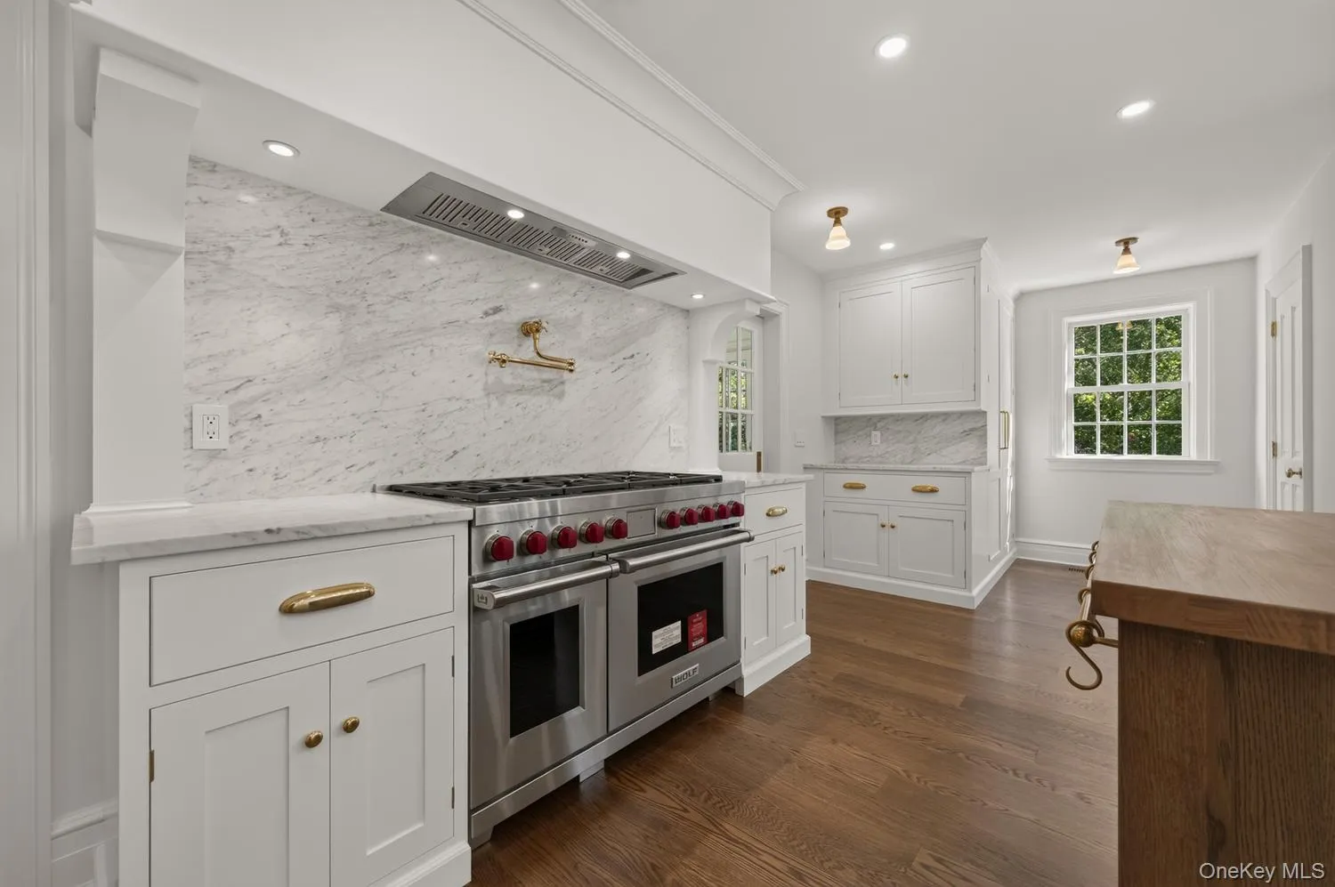30 Brookside Drive, North Hempstead, NY, 9 Bedrooms Bedrooms, 19 Rooms Rooms,5 BathroomsBathrooms,Residential,For Rent,Brookside,0,1052427 30 Brookside Drive, North Hempstead, NY, 9 Bedrooms Bedrooms, 19 Rooms Rooms,5 BathroomsBathrooms,Residential,For Rent,Brookside,0,1052427