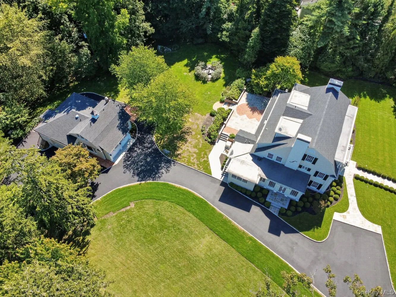 30 Brookside Drive, North Hempstead, NY, 9 Bedrooms Bedrooms, 19 Rooms Rooms,5 BathroomsBathrooms,Residential,For Rent,Brookside,0,1052427 30 Brookside Drive, North Hempstead, NY, 9 Bedrooms Bedrooms, 19 Rooms Rooms,5 BathroomsBathrooms,Residential,For Rent,Brookside,0,1052427