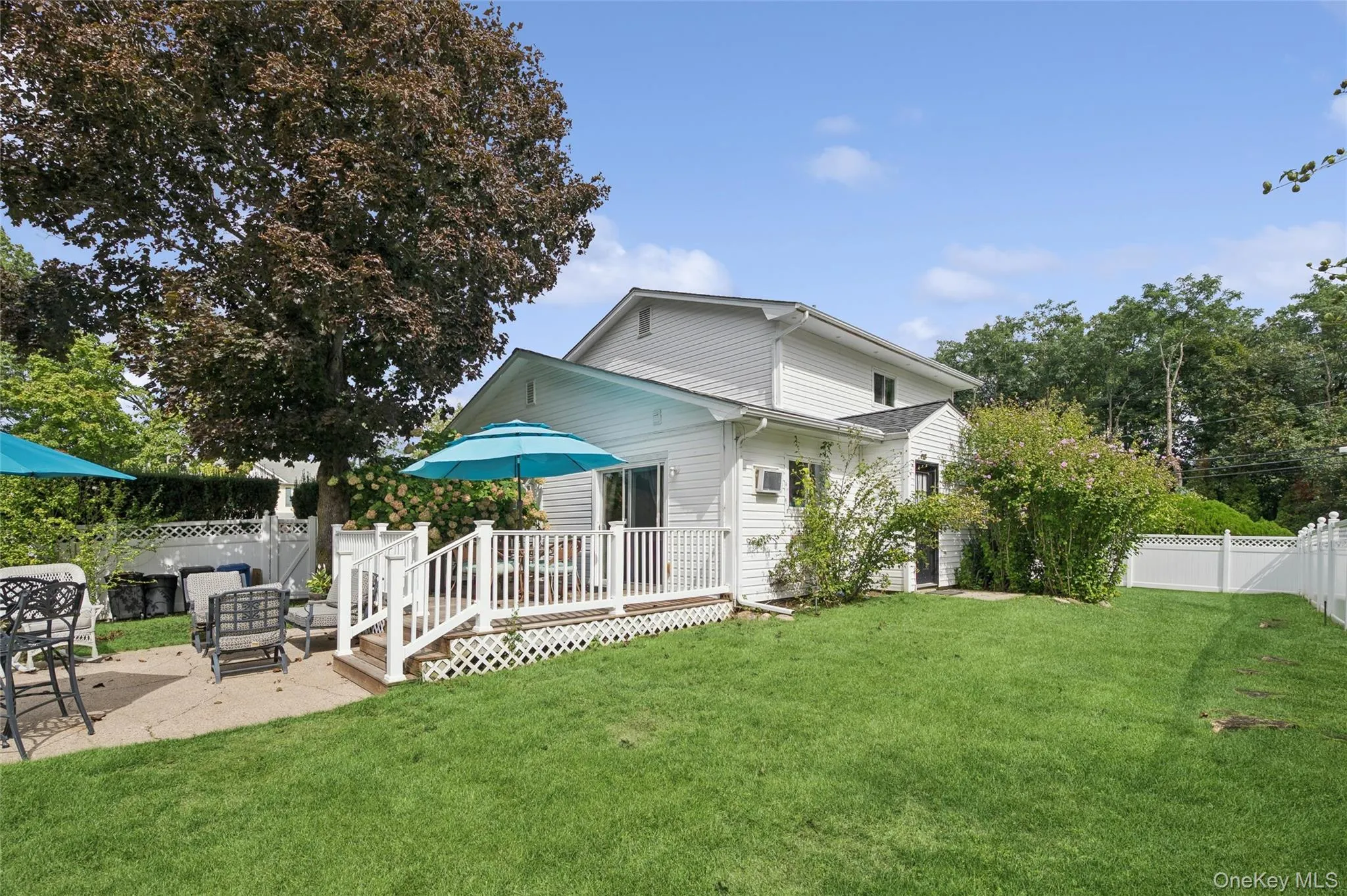 50 Plane Tree Lane, Smithtown, NY, 4 Bedrooms Bedrooms, 8 Rooms Rooms,2 BathroomsBathrooms,Residential,For Rent,Plane Tree,0,1052430 50 Plane Tree Lane, Smithtown, NY, 4 Bedrooms Bedrooms, 8 Rooms Rooms,2 BathroomsBathrooms,Residential,For Rent,Plane Tree,0,1052430