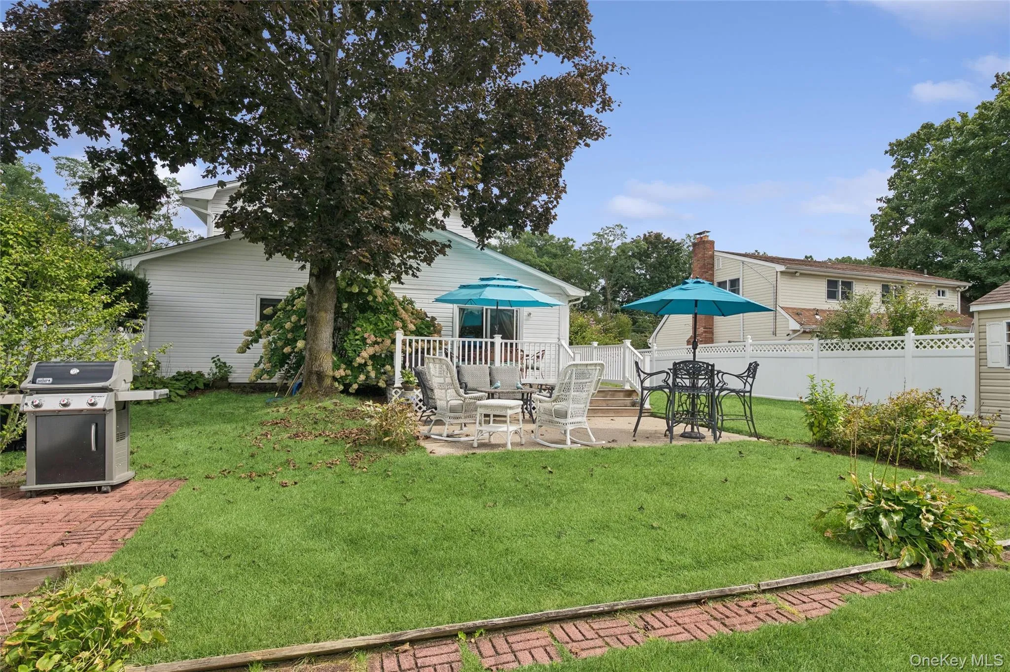 50 Plane Tree Lane, Smithtown, NY, 4 Bedrooms Bedrooms, 8 Rooms Rooms,2 BathroomsBathrooms,Residential,For Rent,Plane Tree,0,1052430 50 Plane Tree Lane, Smithtown, NY, 4 Bedrooms Bedrooms, 8 Rooms Rooms,2 BathroomsBathrooms,Residential,For Rent,Plane Tree,0,1052430