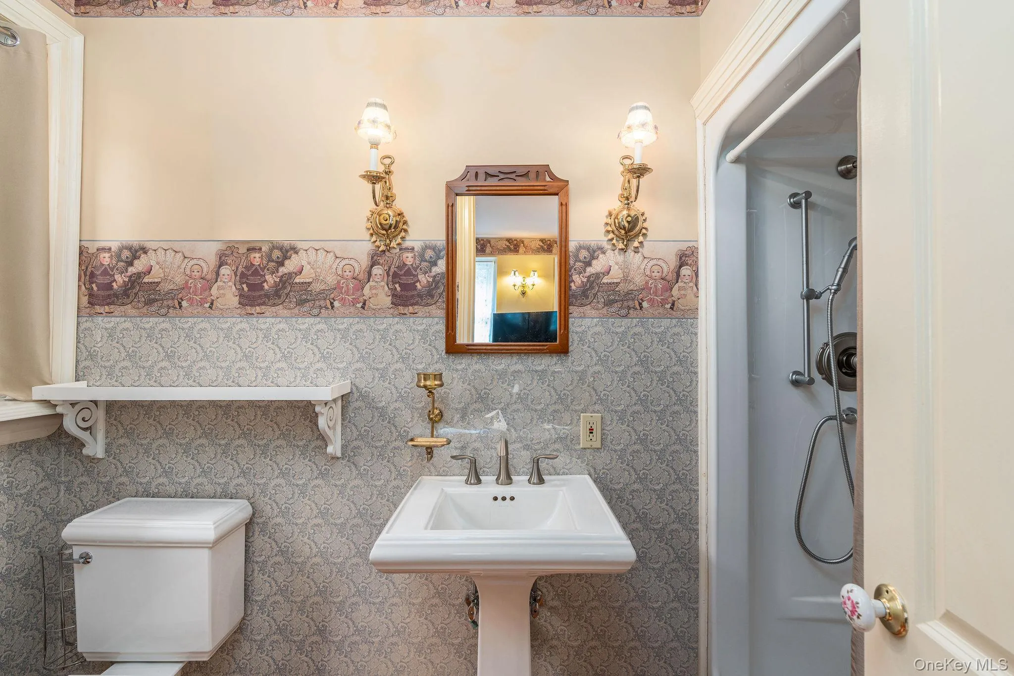9680 Bayview Road, Southold, NY, 4 Bedrooms Bedrooms, 10 Rooms Rooms,5 BathroomsBathrooms,Residential,For Rent,Bayview,0,1052436 9680 Bayview Road, Southold, NY, 4 Bedrooms Bedrooms, 10 Rooms Rooms,5 BathroomsBathrooms,Residential,For Rent,Bayview,0,1052436