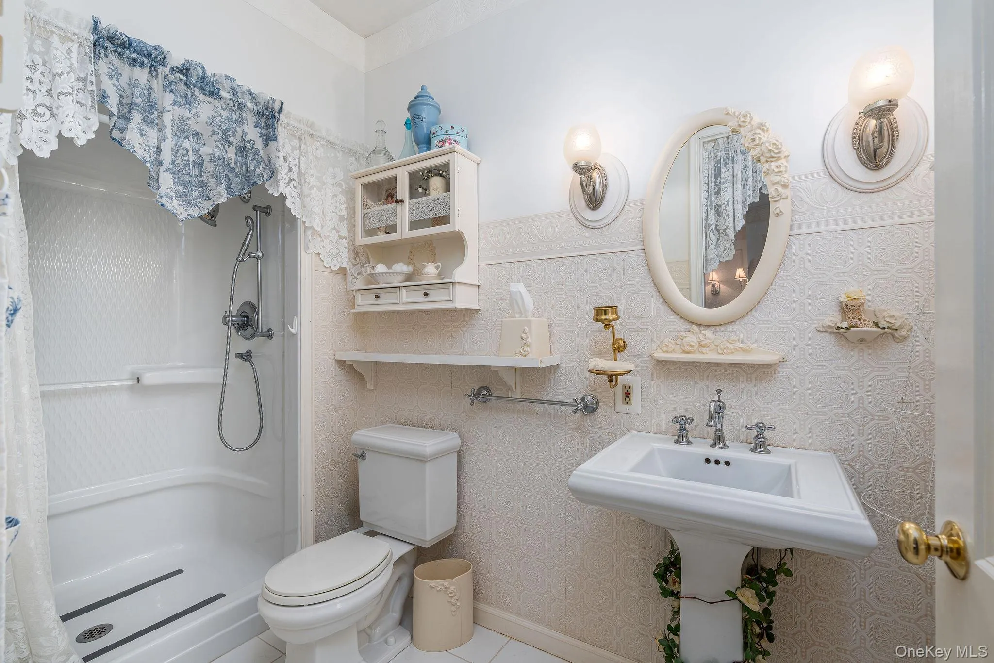 9680 Bayview Road, Southold, NY, 4 Bedrooms Bedrooms, 10 Rooms Rooms,5 BathroomsBathrooms,Residential,For Rent,Bayview,0,1052436 9680 Bayview Road, Southold, NY, 4 Bedrooms Bedrooms, 10 Rooms Rooms,5 BathroomsBathrooms,Residential,For Rent,Bayview,0,1052436