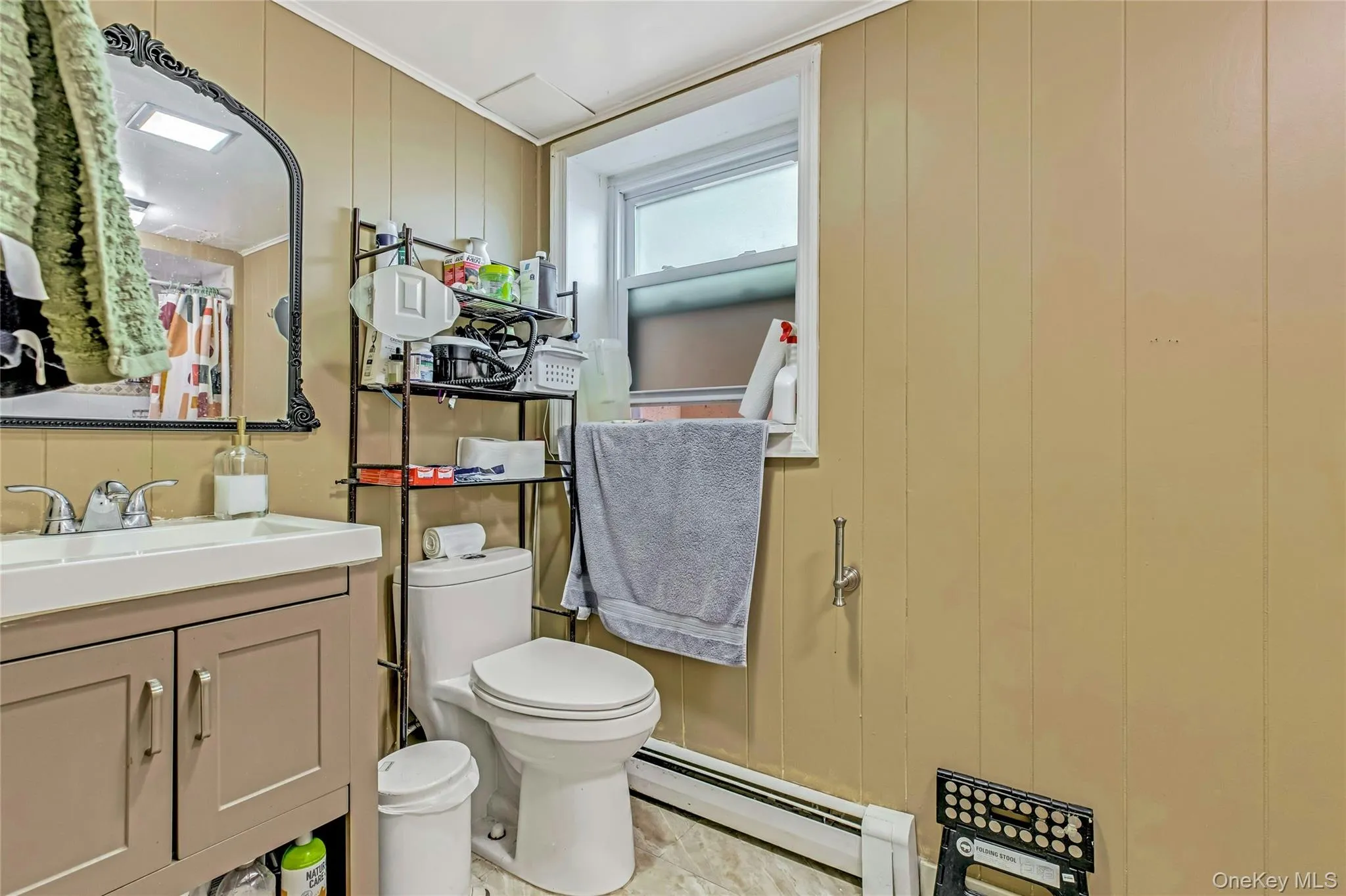 1208 America Avenue, West Babylon, NY, 5 Bedrooms Bedrooms, 10 Rooms Rooms,2 BathroomsBathrooms,Residential,For Rent,America,0,1052441 1208 America Avenue, West Babylon, NY, 5 Bedrooms Bedrooms, 10 Rooms Rooms,2 BathroomsBathrooms,Residential,For Rent,America,0,1052441