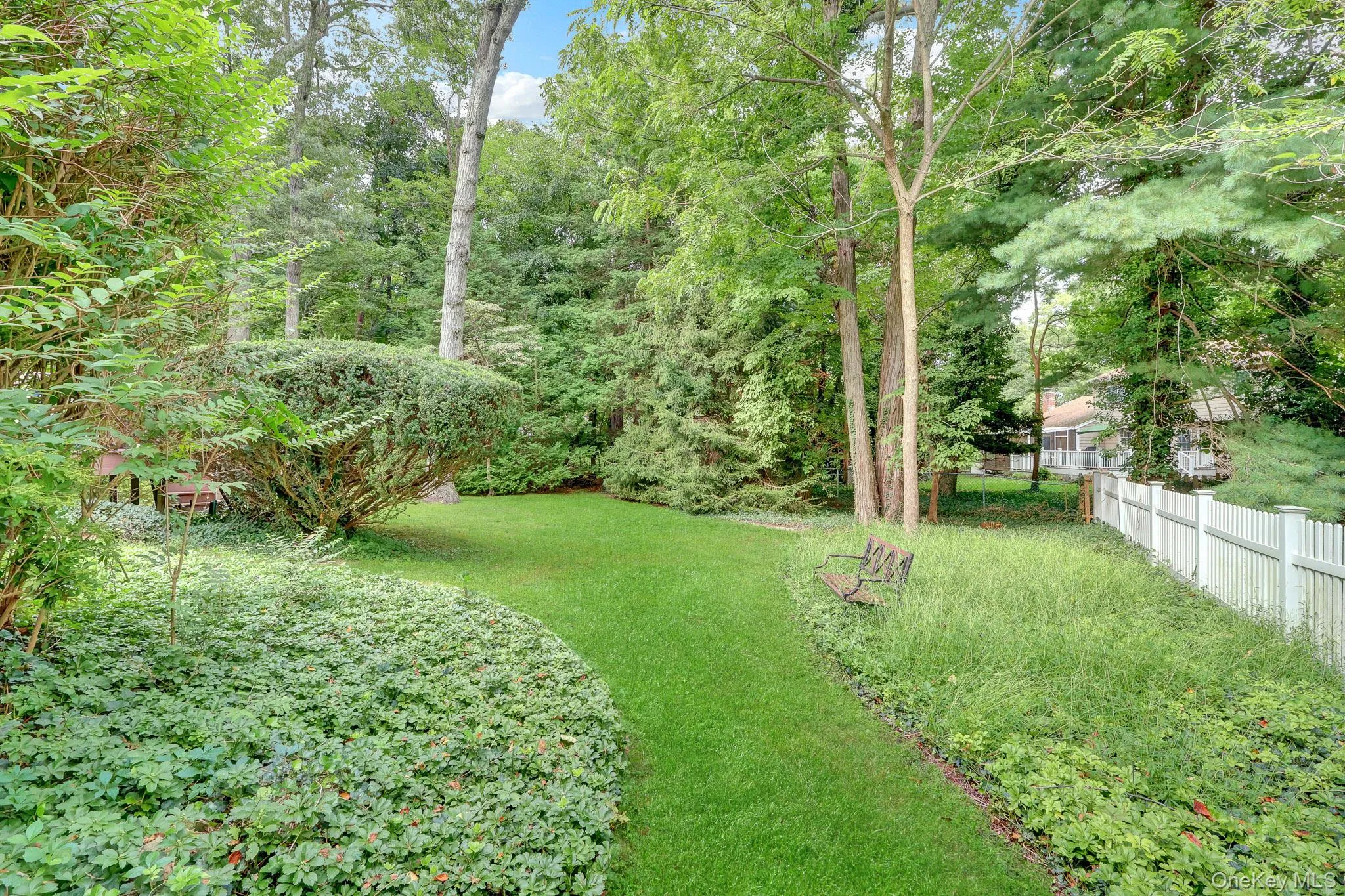 43 Huyler Court, Brookhaven, NY, 4 Bedrooms Bedrooms, 6 Rooms Rooms,3 BathroomsBathrooms,Residential,For Rent,Huyler,0,1052448 43 Huyler Court, Brookhaven, NY, 4 Bedrooms Bedrooms, 6 Rooms Rooms,3 BathroomsBathrooms,Residential,For Rent,Huyler,0,1052448
